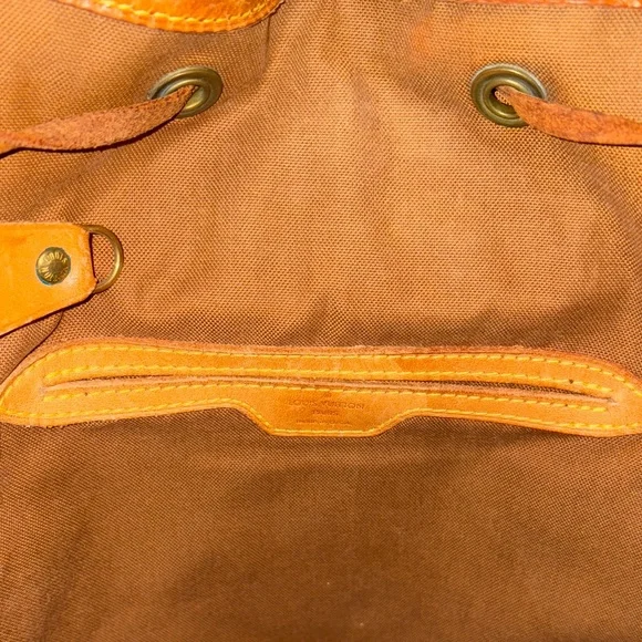 Authentic Vintage Louis Vuitton Dark Brown Monogram Backpack with Dustbag - Picture 12 of 16